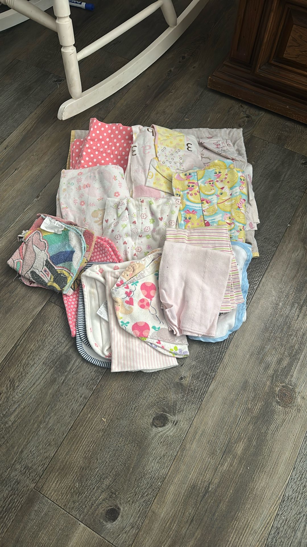 Baby Blankets, Burp Cloths And Wash Cloths