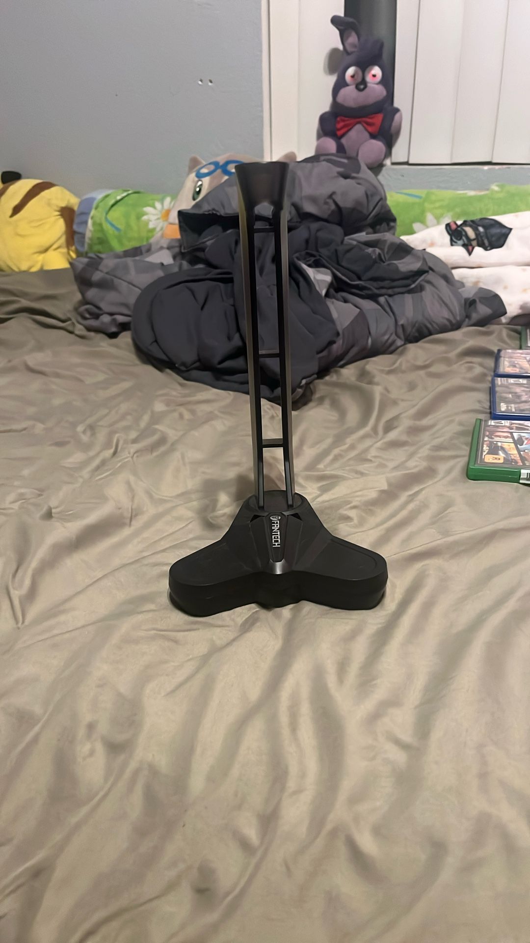 Fan tech Headset Stand