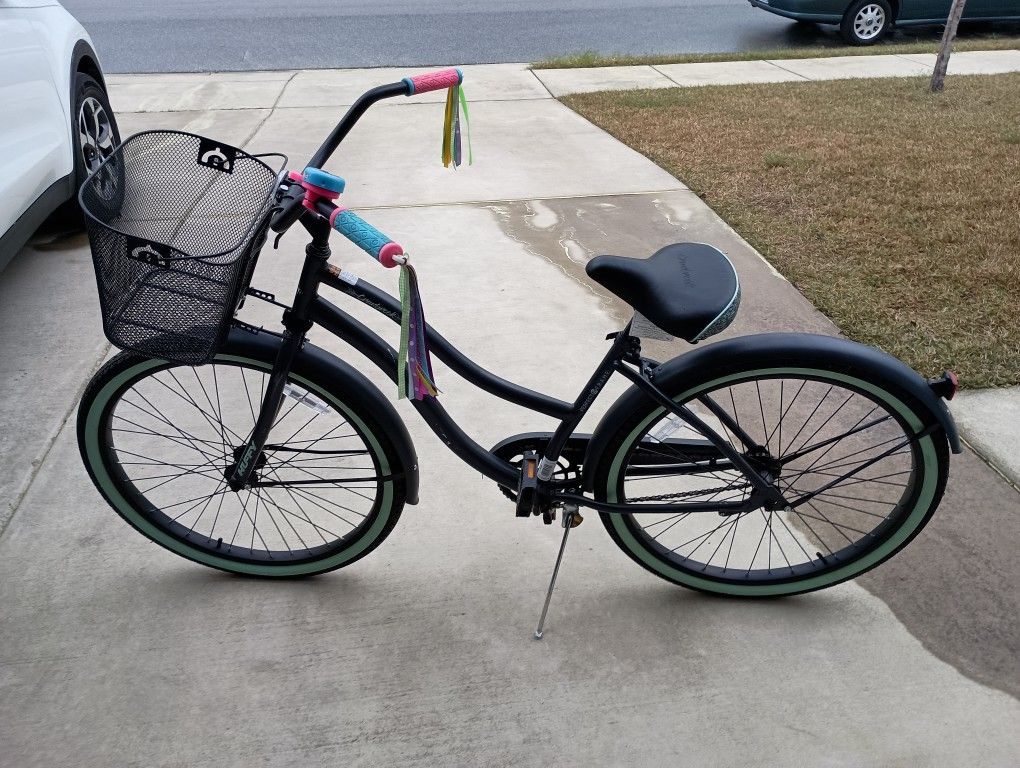Girl's 26" Huffy Cruiser Cranbrook Perfect Frame Bicycle