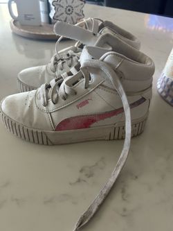 Used puma sz 2 $10 Arciero st