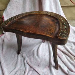 NowPrice:$430.47

Ettore Zaccari Style Tripod Stool: Hand-Carved Mid-Century Modern Italian Wood