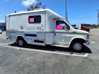 95 FORD E350 20 PIES VAN CONVERSION