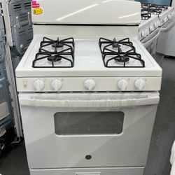 GE Gas Stove In Color White New 4 Burners 