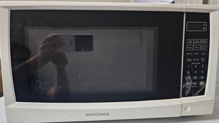 Microwave - White