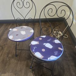 Tea table chairs