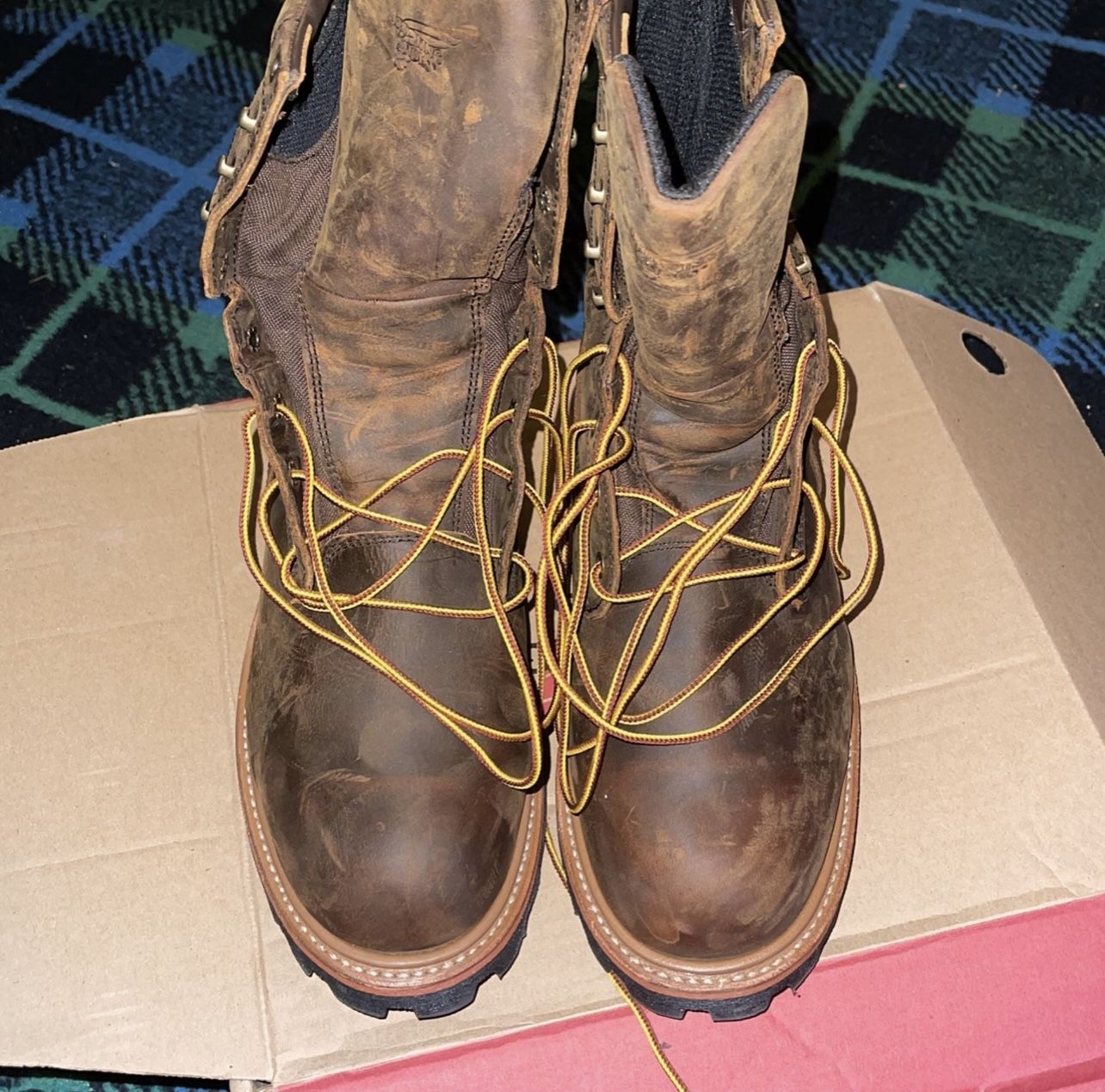 Red Wing Boots (BROWN) SIZE 9.5