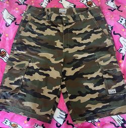 Camo pro club shorts