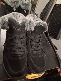 Size nine sketchers