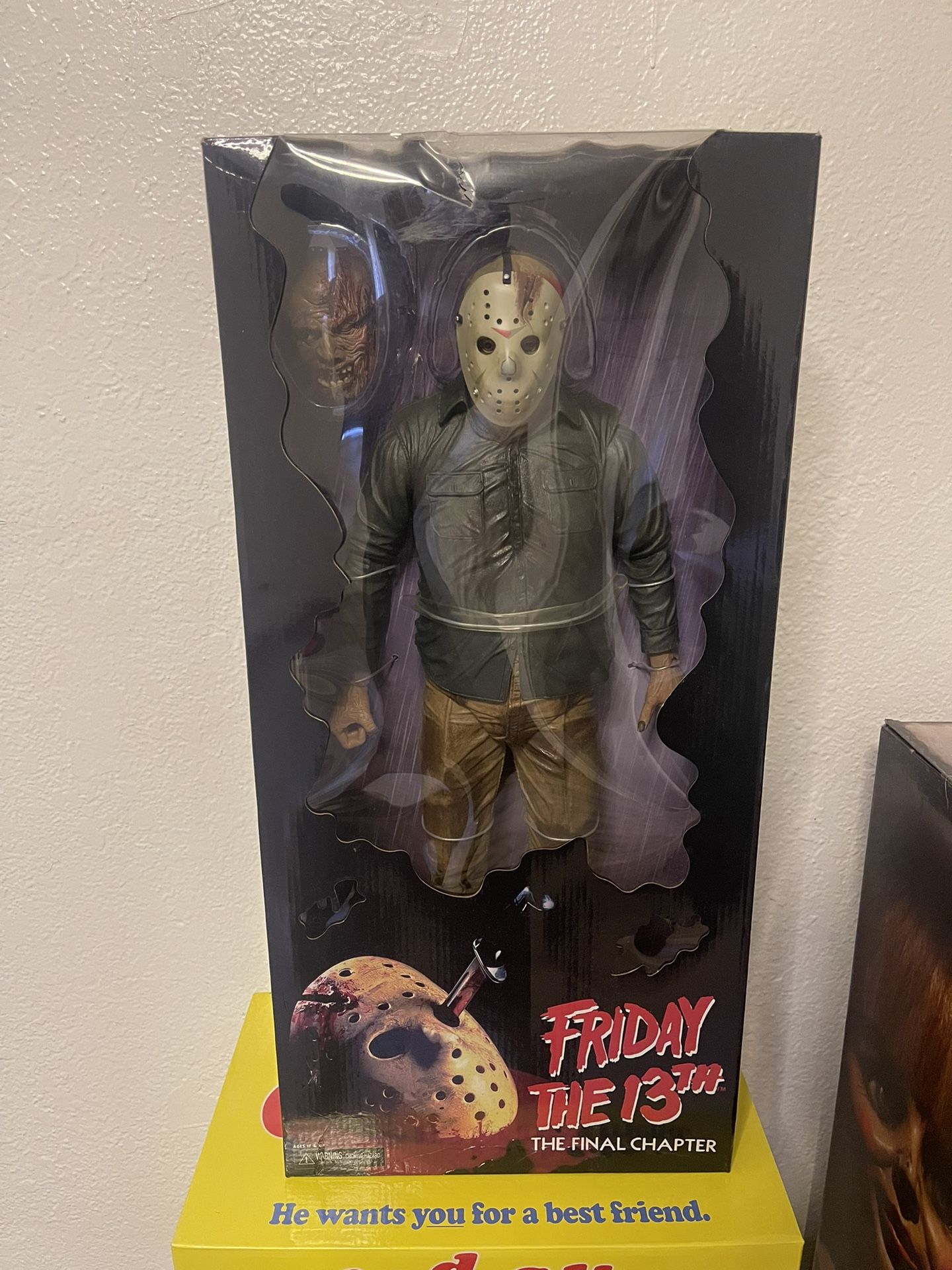 Neca Friday The 13th Jason Voorhees 1/4 Scale Action Figure