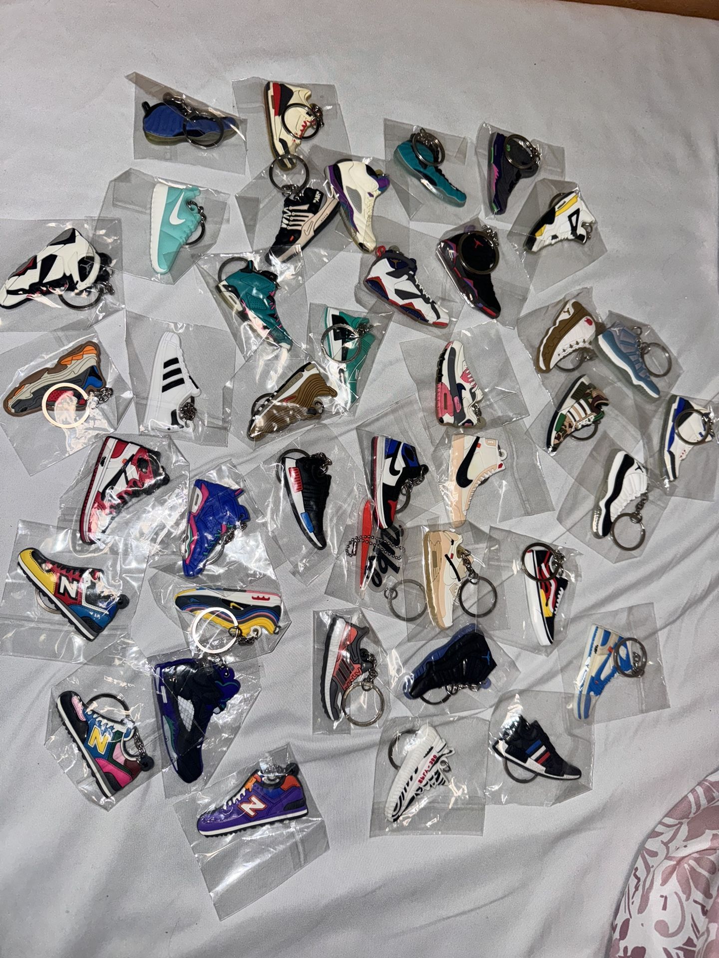 Sneaker Keychain 40