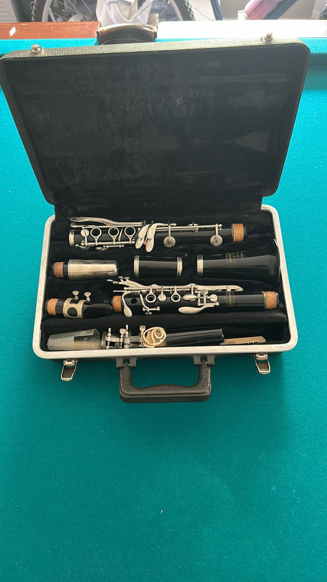 Bundy Resonite Selmer Clarinet