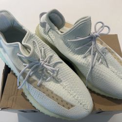 Adidas Yeezy Boots 350 V2 Size 13