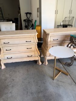 Garage Clean-Out – Furniture, Decor, Holiday Decorations, Appliances & More –