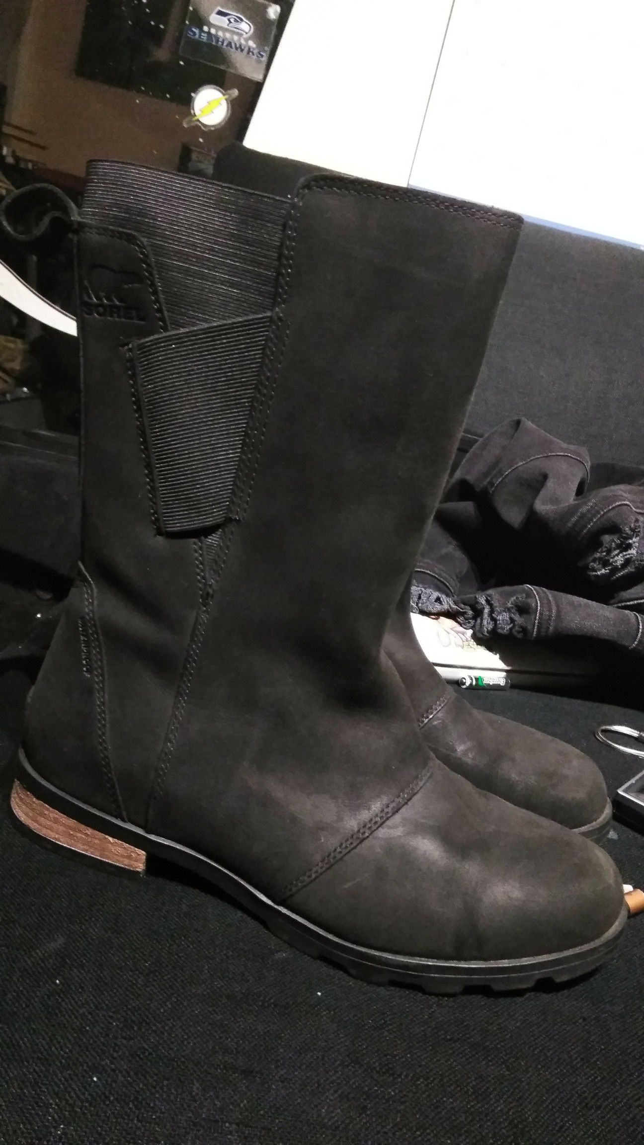 Women's Sorel 8.5 boots