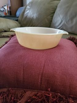 Vintage Fire King 1 1/2 Qt