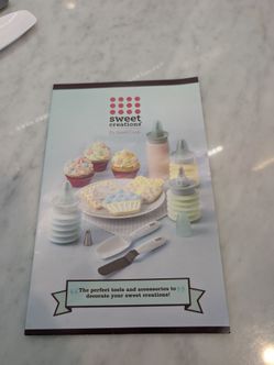 Sweet Creations Cookie Decorating Kit