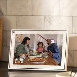 Meta Portal - Smart Video Calling for the Home with 10” Touch Screen Display - White