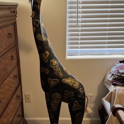 Giraffe Decorative Piece