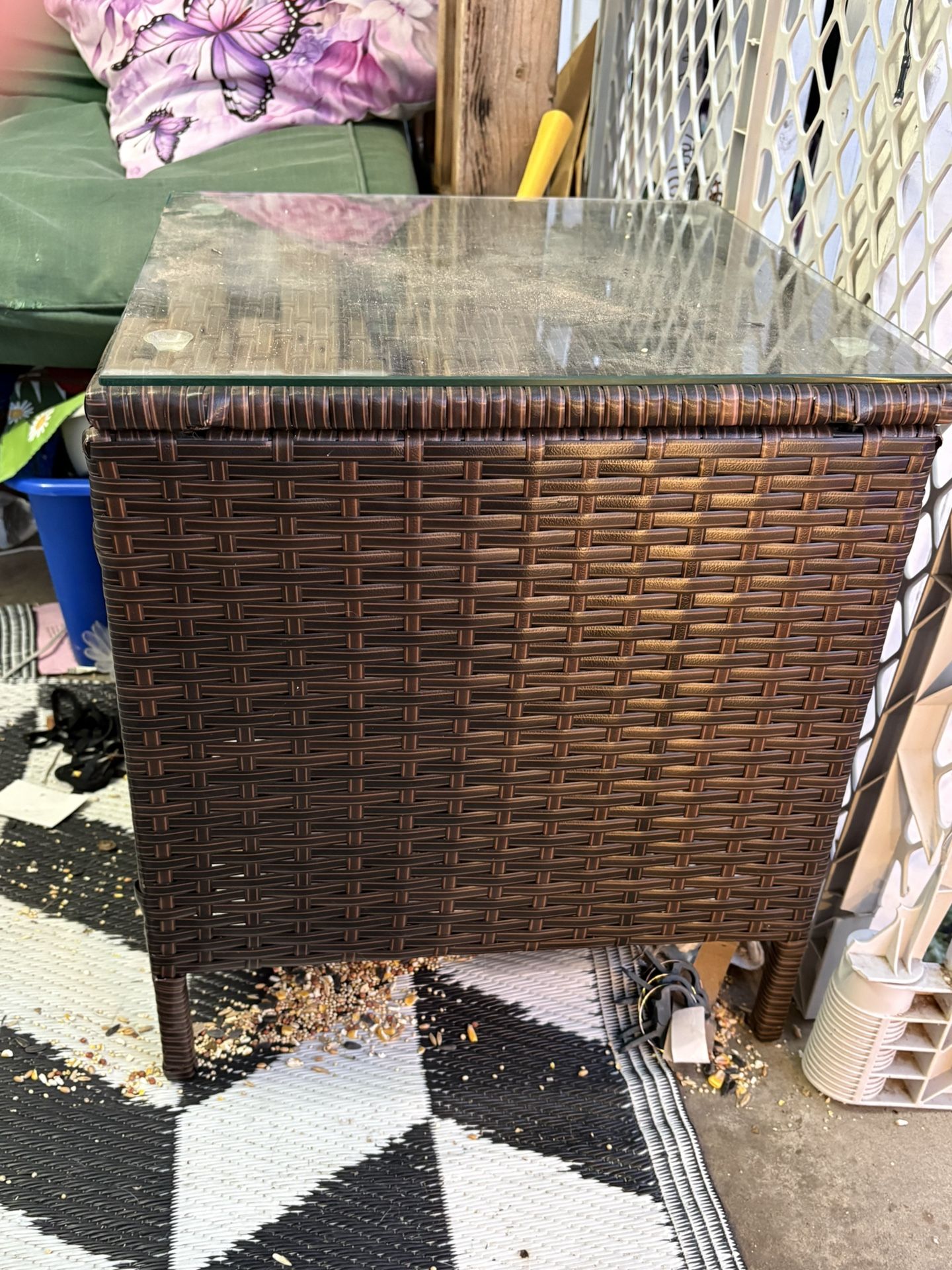Wicker Table 