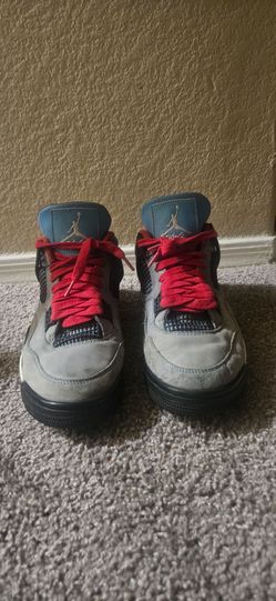 Air Jordan 4s Travis Scott