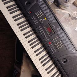 KEYBOARD Piano  Huntington KB61 *READ*
