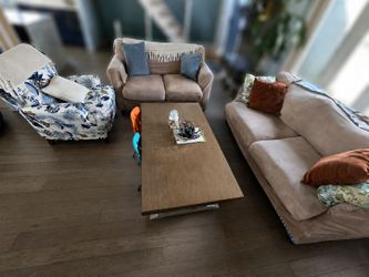 3 set furniture with coffee table