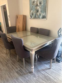 Gray Dining Table and Chairs