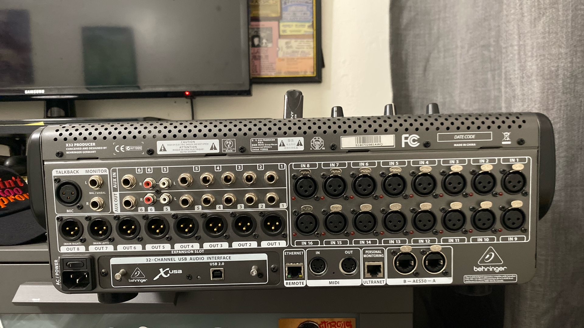 Behringer X32 Mixer