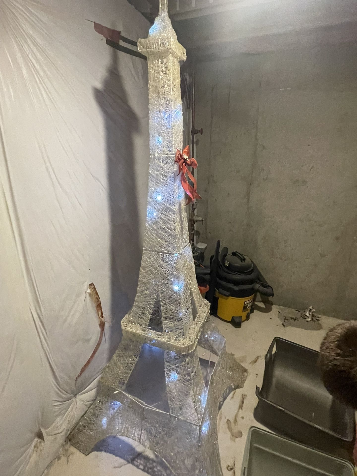 Light Up Eiffel Tower 6 Ft