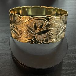 32mm Gold Plated Hawaiian Bracelet 