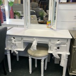 Brand New Vanity Set W Stool $ 280.00