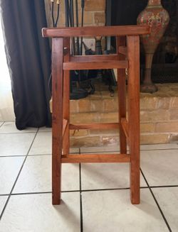 Solid wood stool