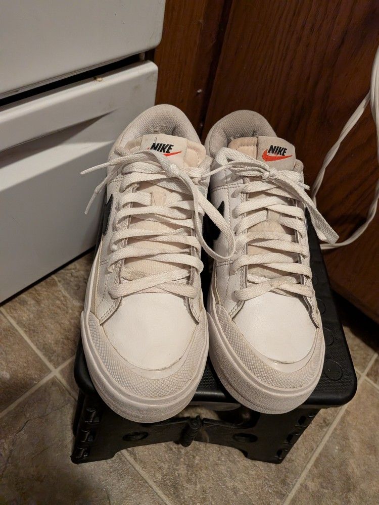 Women's Nike Sneakers Size 6.5