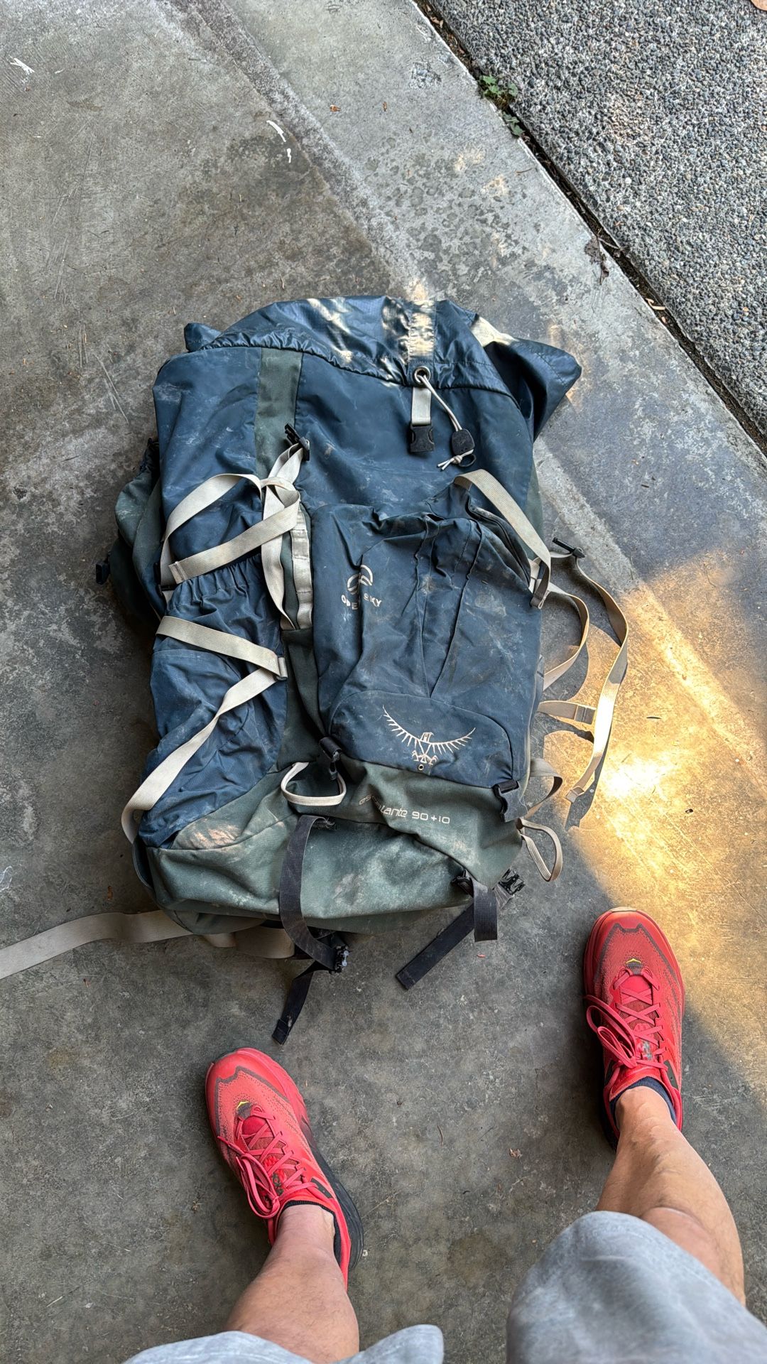 Osprey Escalante 90 + 10 Outdoor Camping Hiking Backpack