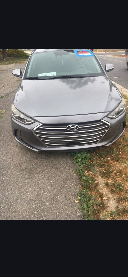 2018 Hyundai Elantra