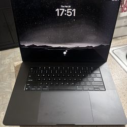 MacBook Pro m4 24Gb Ram 512gb