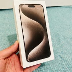 iPhone 15 Pro Max 512gb Natural Titanium Factory Unlocked 