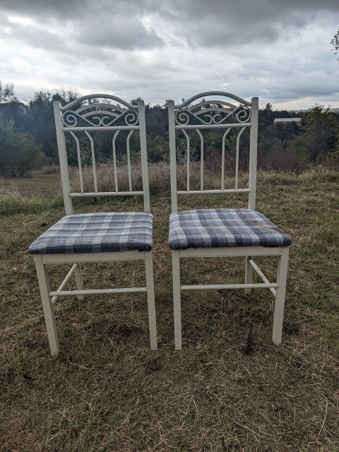 Set Of Metal Dining Chairs 