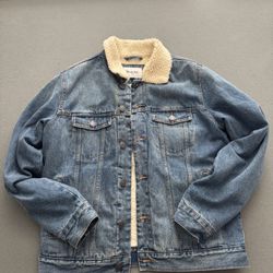 Men’s Denim Jacket Size M