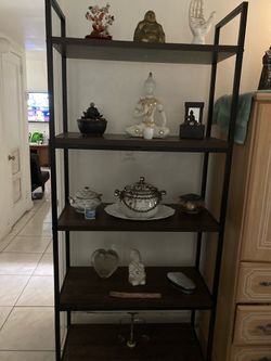 Book shelf