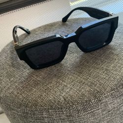 Louis Vuitton Match Sunglasses
