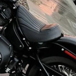 2021 Softail Seat