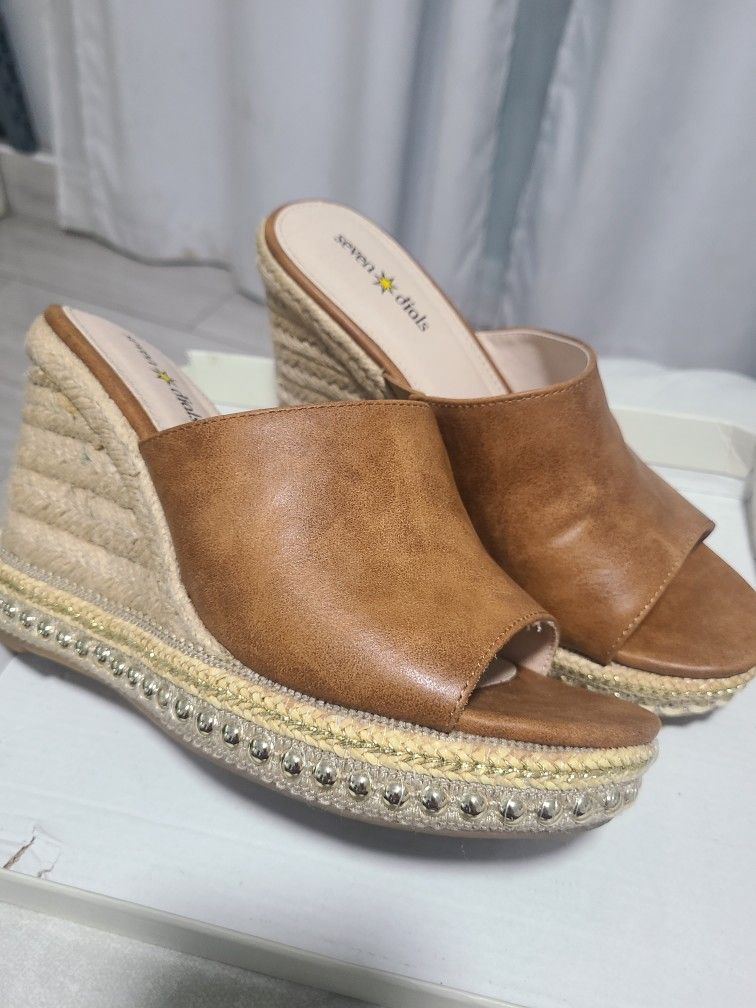 Tan Wedges