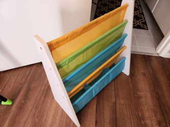 Kids Sling Bookshelf with Fabric Pockets