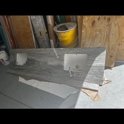 Beautiful Quartz Stone Counter Top Sinks & Faucets 