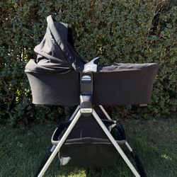 Nuna Bassinet 