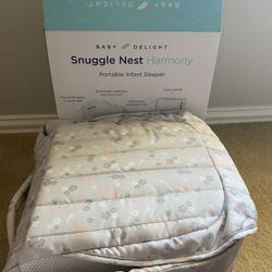 Baby Delight Snuggle Nest Portable Infant Sleeper/baby Bed