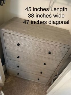 Dresser