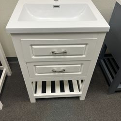 24 Inch Vanity With Top