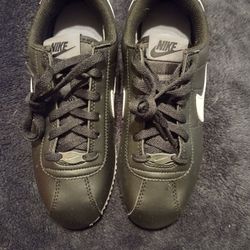 Brand New Nike Cortez (Youth Size)